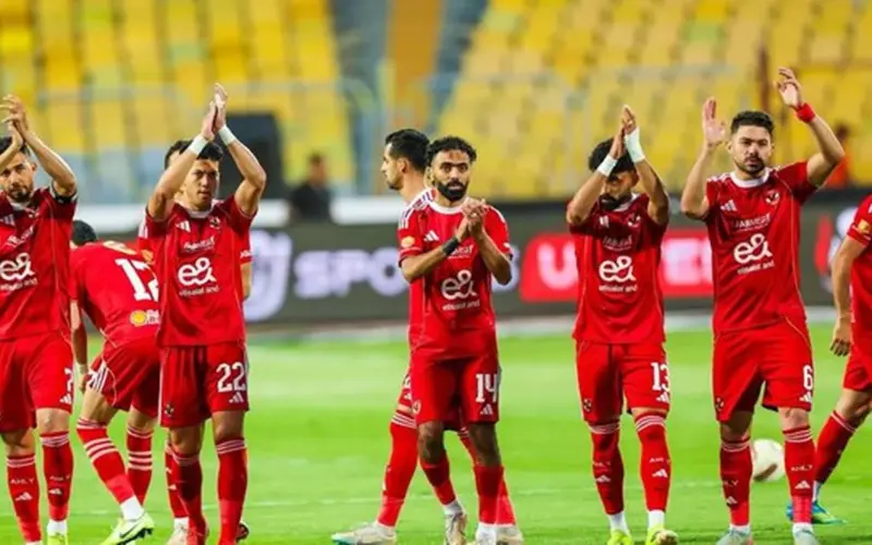 معركة ثلاثية في الدوري المصري لخطف نجم دفاع الأهلي